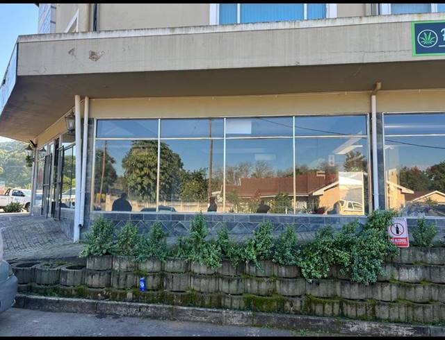 RETAIL PROPERTY TO RENT IN CHASE VALLEY